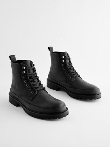 Next Schnürboots in Schwarz