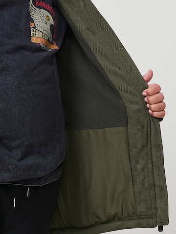 KOROSHI - Chaqueta de entretiempo en verde