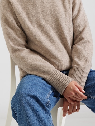 & Other Stories Sweater in Beige