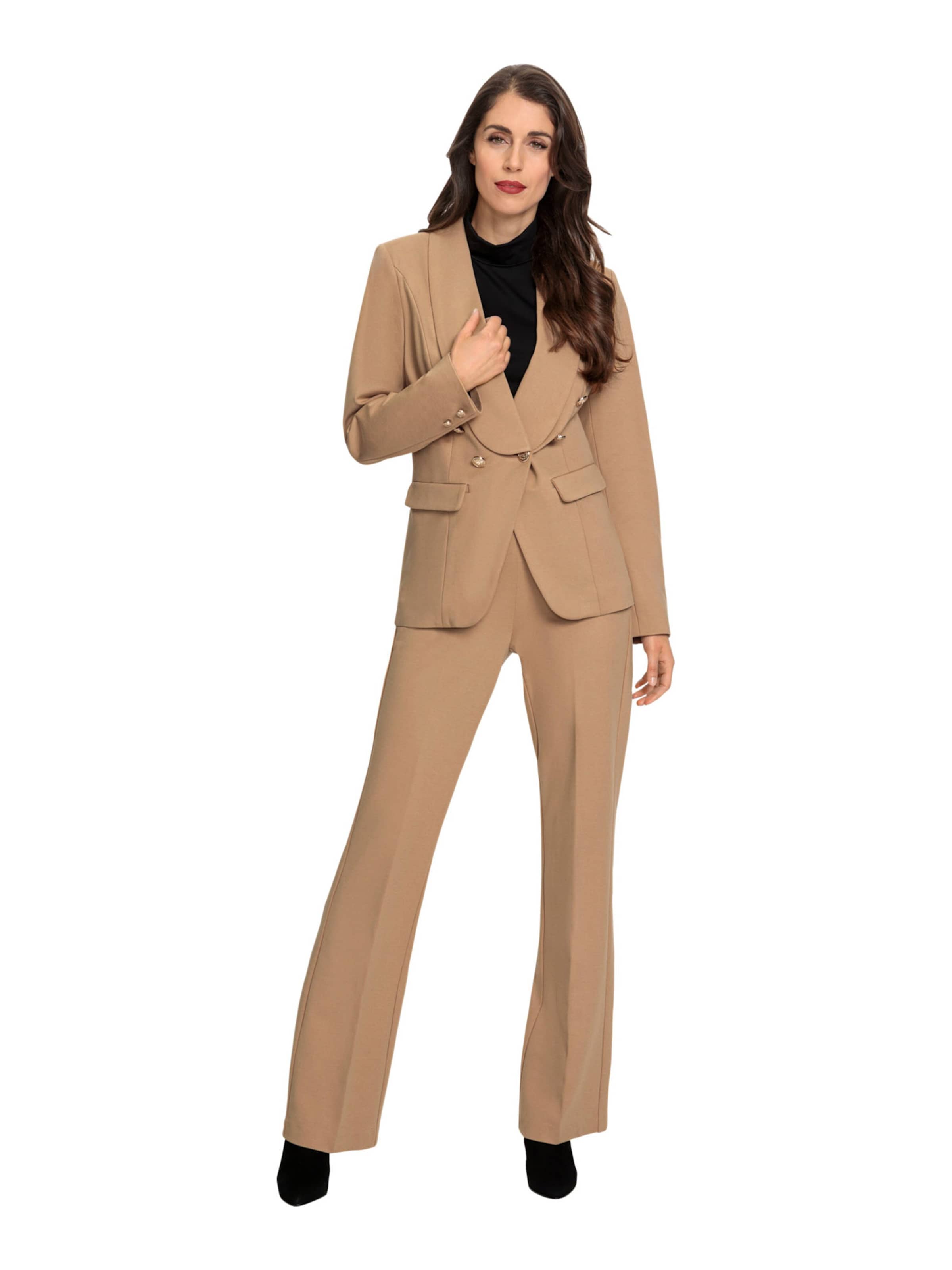 heine Regular Костюм с панталон в бежово: отпред