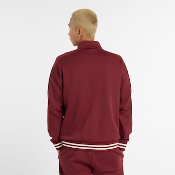 new balance Weatherproof jacket in Red