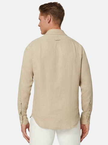 Coupe regular Chemise Boggi Milano en beige