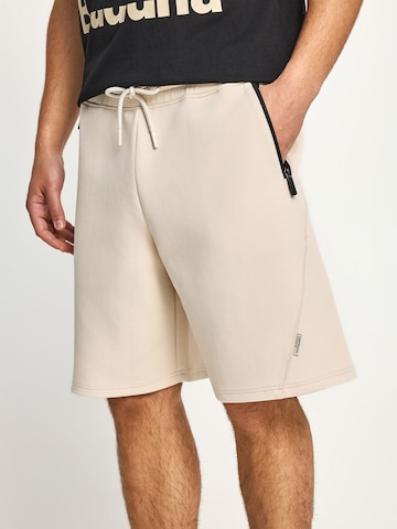Funky Buddha Regular Broek in Beige: voorkant