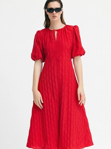 Robe ' BionaRS ' Résumé en rouge : devant