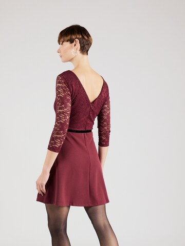 ABOUT YOU - Vestido 'Fiona' en rojo