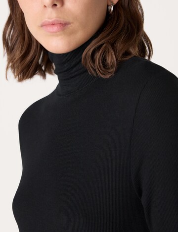 Whistles Shirt in Black: front