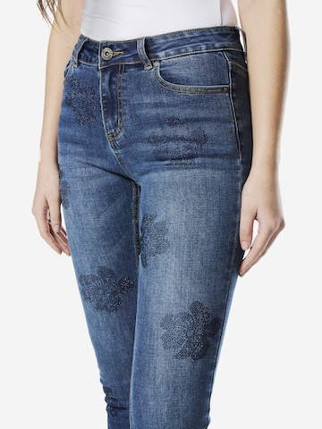 KOROSHI - Slimfit Calças de ganga em azul