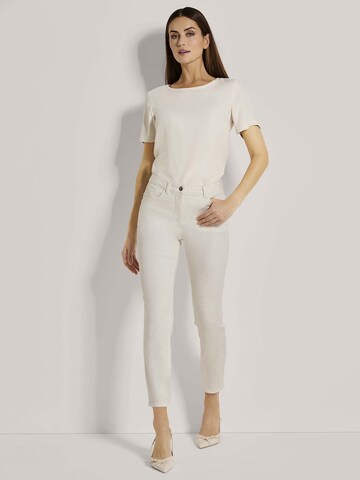MADELEINE Slimfit Hose in Weiß