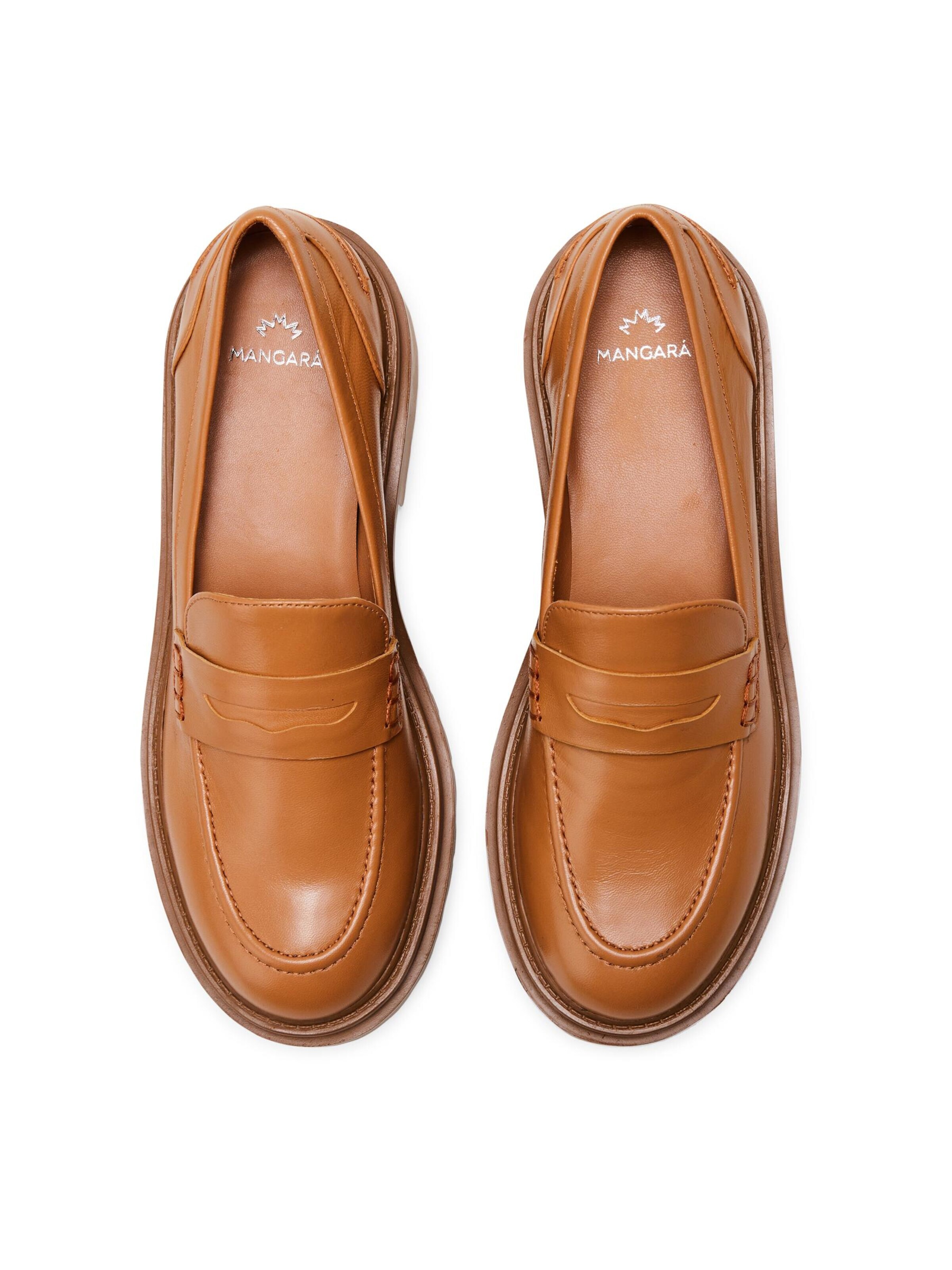 Mangara Atelier Classic Flats in Brown