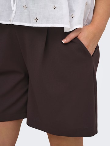 ONLY Carmakoma Regular Pleat-Front Pants in Brown