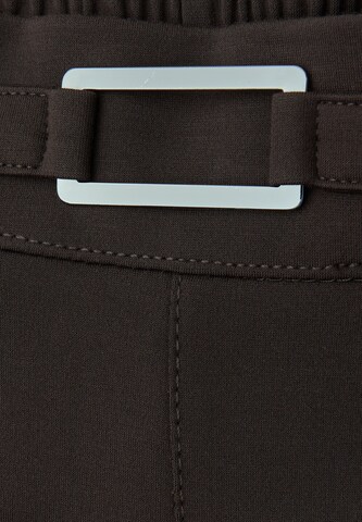 STREET ONE Regular Hose in Braun