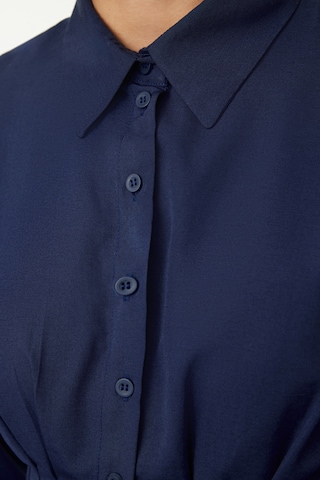 Trendyol Bluse i blå