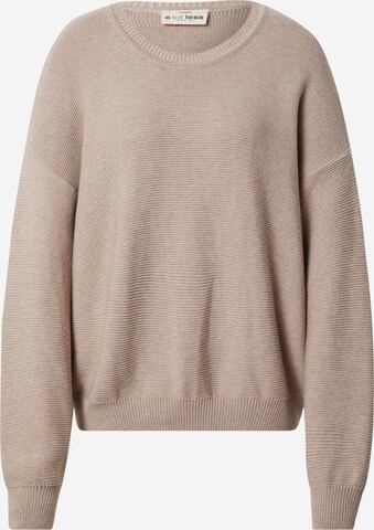 Pull-over 'Naja' A LOT LESS en beige : devant