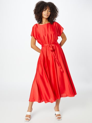 SWING Cocktail Dress in Red: front