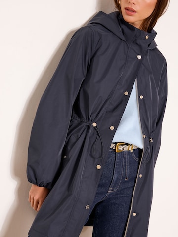 Lipsy Välikausiparka värissä sininen