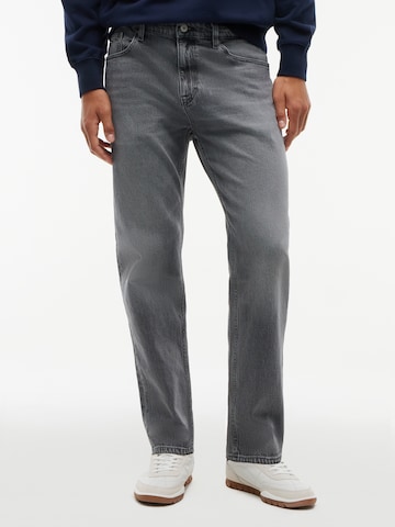 Tommy Jeans Tapered Τζιν 'SONNY' σε γκρι: μπροστά