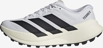 ADIDAS TERREX - Zapatos bajos 'Agravic SL' en blanco: frente