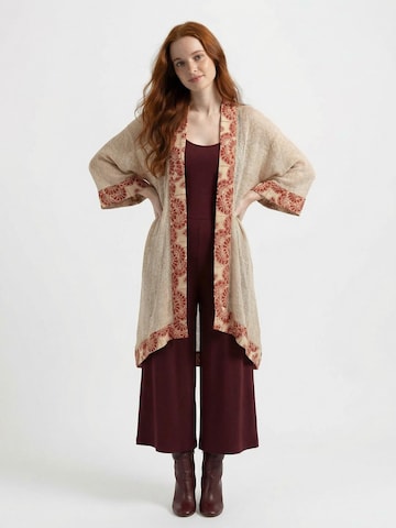 Shop Karey - Kimono 'Ethereal Block' en blanco