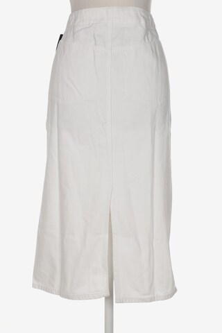 UNIQLO Skirt in XS in White