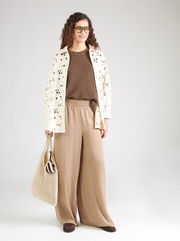 NÜMPH - Pierna ancha Pantalón 'TESSIE' en marrón
