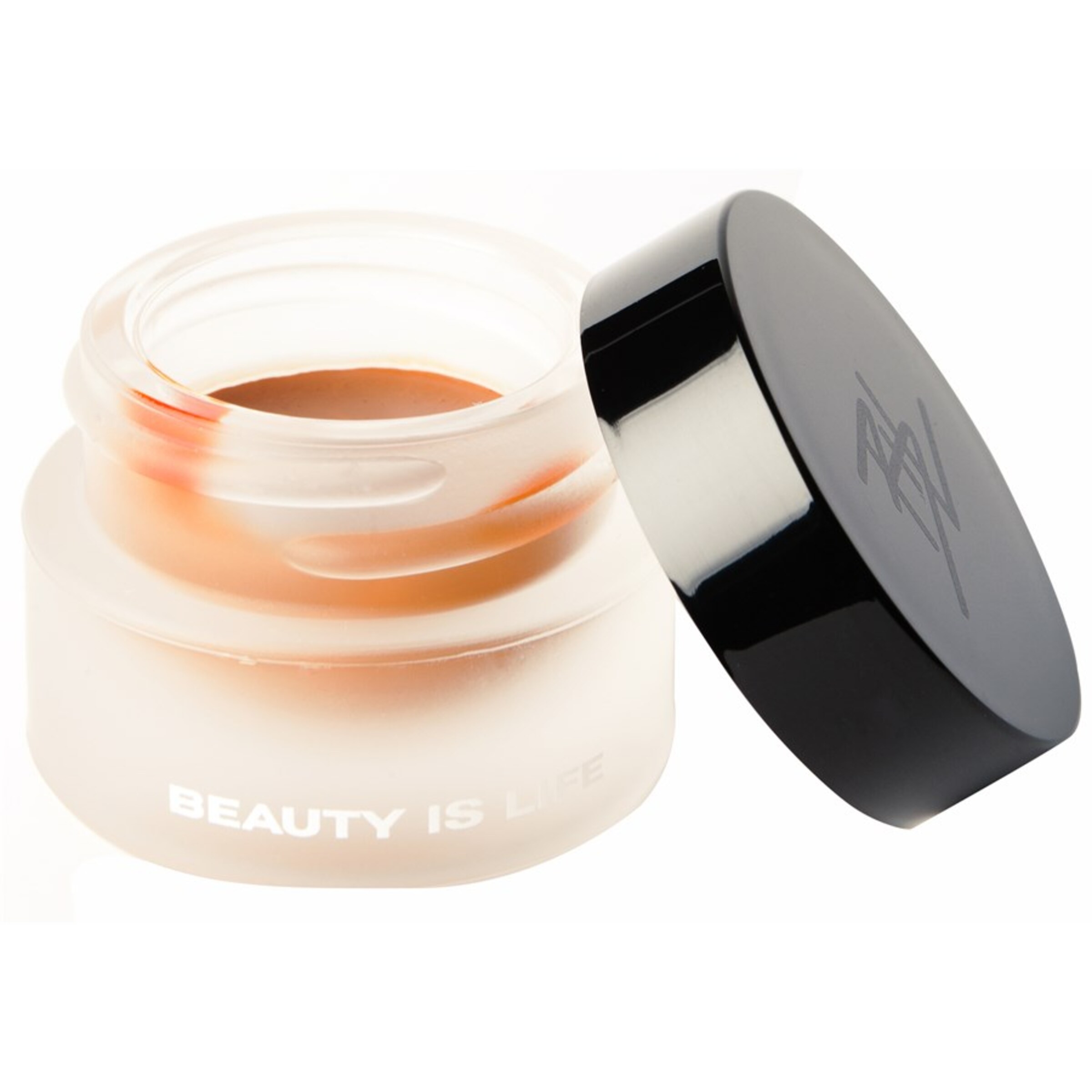 BEAUTY IS LIFE Concealer in Braun 