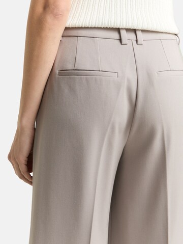 TOM TAILOR Loose fit Pleated Pants 'Lea' in Grey