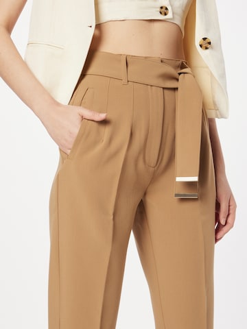 Coupe slim Pantalon à plis Salsa Jeans en beige