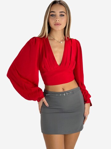 Elara Bluse in Rot: Vorderseite