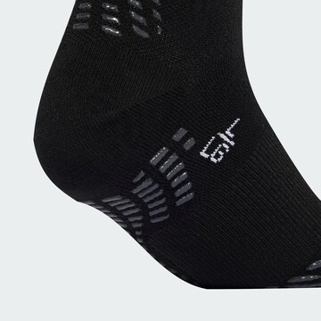 ADIDAS PERFORMANCE - Meias de desporto 'Grip' em preto