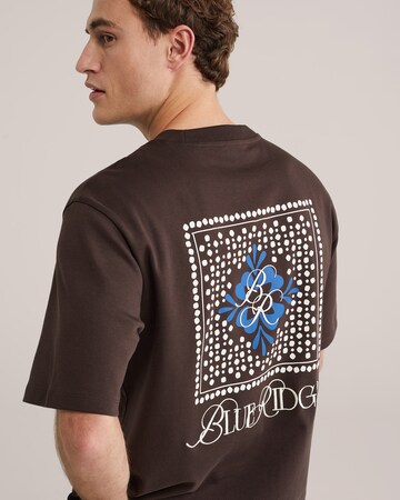 T-Shirt WE Fashion en marron