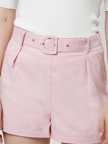 Influencer Loose fit Pleat-front trousers in Pink