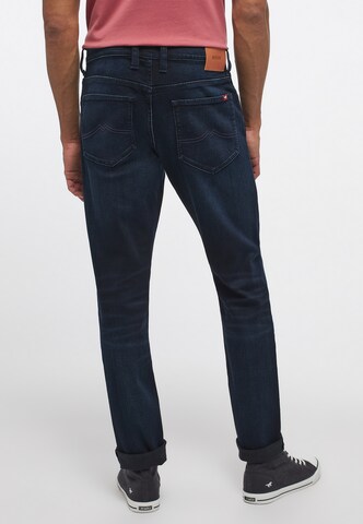 MUSTANG Tapered Jeans in Blau