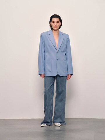 RÆRE by Lorena Rae - Blazer 'Amalia' en azul