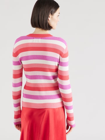 NÜMPH Sweter w kolorze czerwony