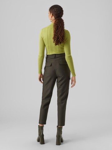 VERO MODA Regular Trousers with creases 'NYLA' in Green