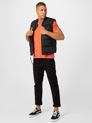 ALPHA INDUSTRIES Vest, värv must