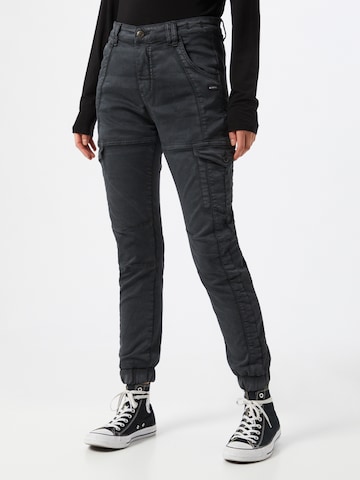 Gang Tapered Cargo Jeans 'Giselle' in Black: front