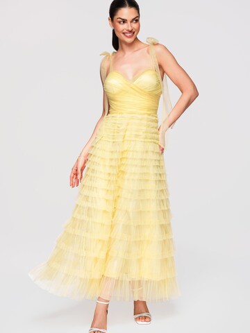 Abito di Ombre in giallo