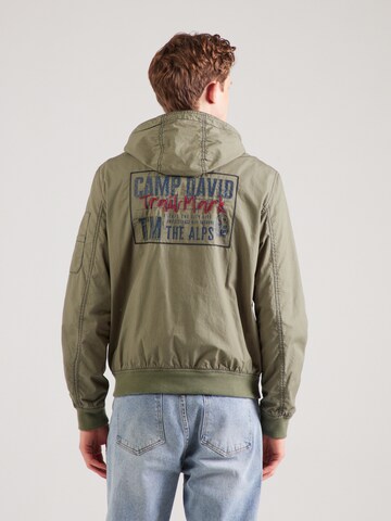 CAMP DAVID - Chaqueta de entretiempo en verde: frente