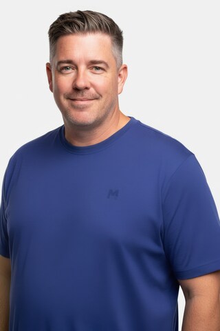 Men Plus Shirt in Blue