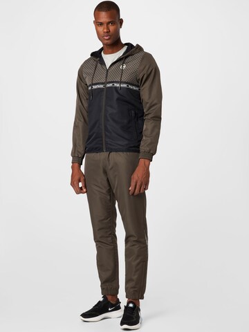 Sergio Tacchini Trainingspak 'NAPIER' in Groen: voorkant