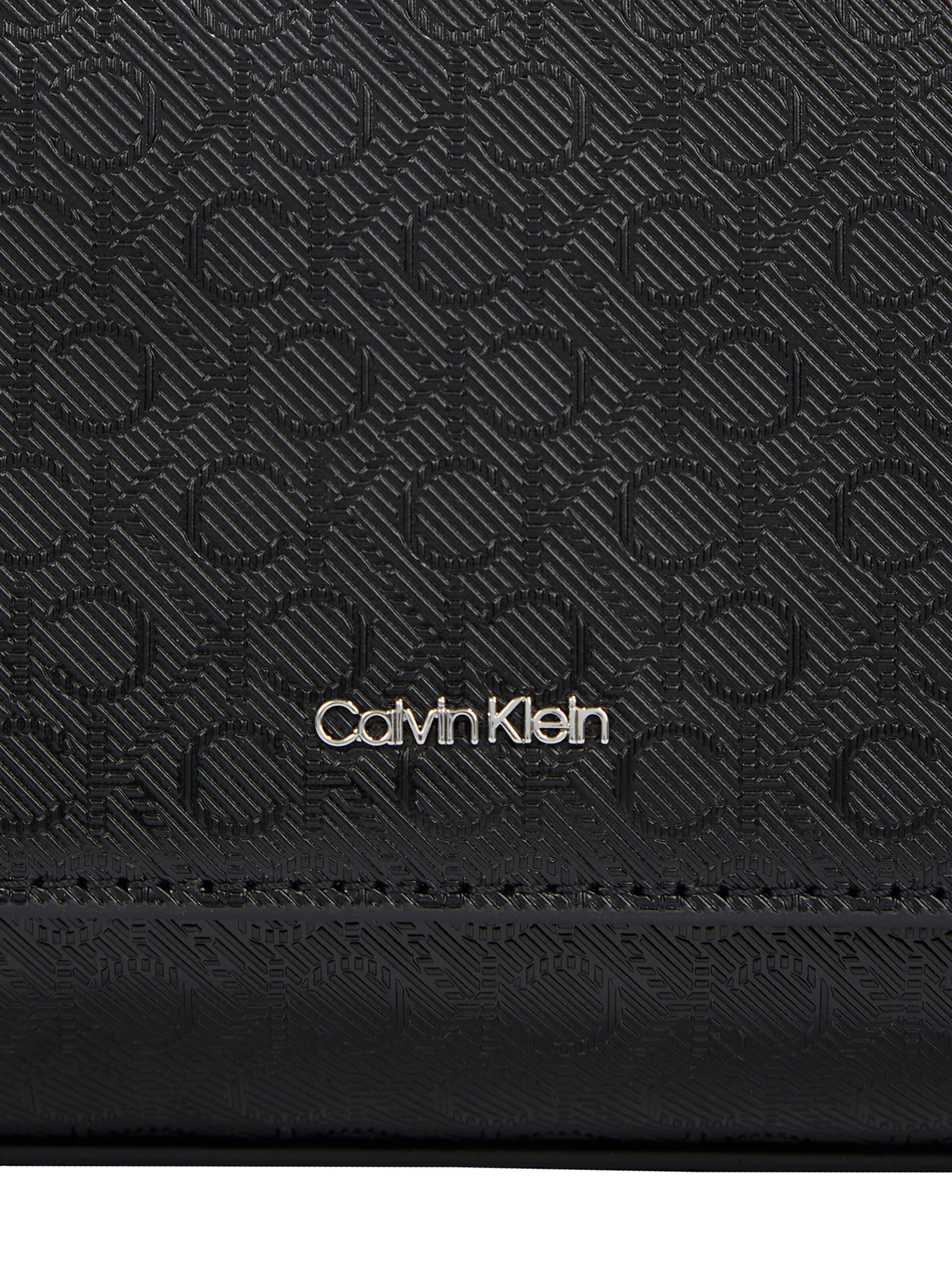 Calvin Klein Shoulder bag 'Must' in Black