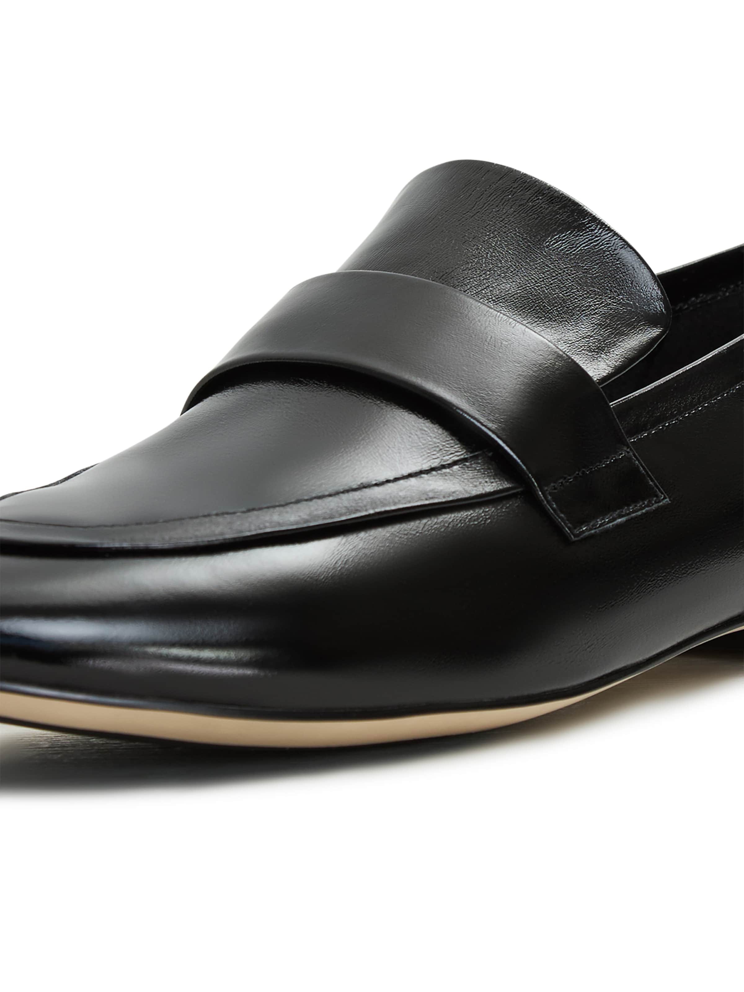 CESARE GASPARI Moccasin in Black