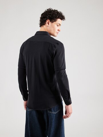 Casual Friday - Ajuste estrecho Camisa 'CF Arthur' en negro