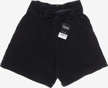LOVJOI Shorts in S in Black: front
