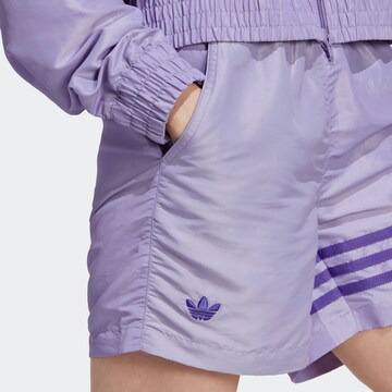 ADIDAS ORIGINALS Regular Shorts 'Adicolor Neuclassics' in Lila