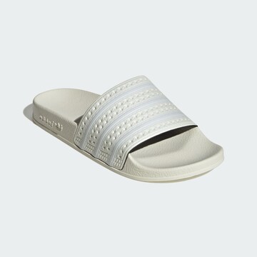 ADIDAS ORIGINALS Pantofle 'Adilette' – bílá