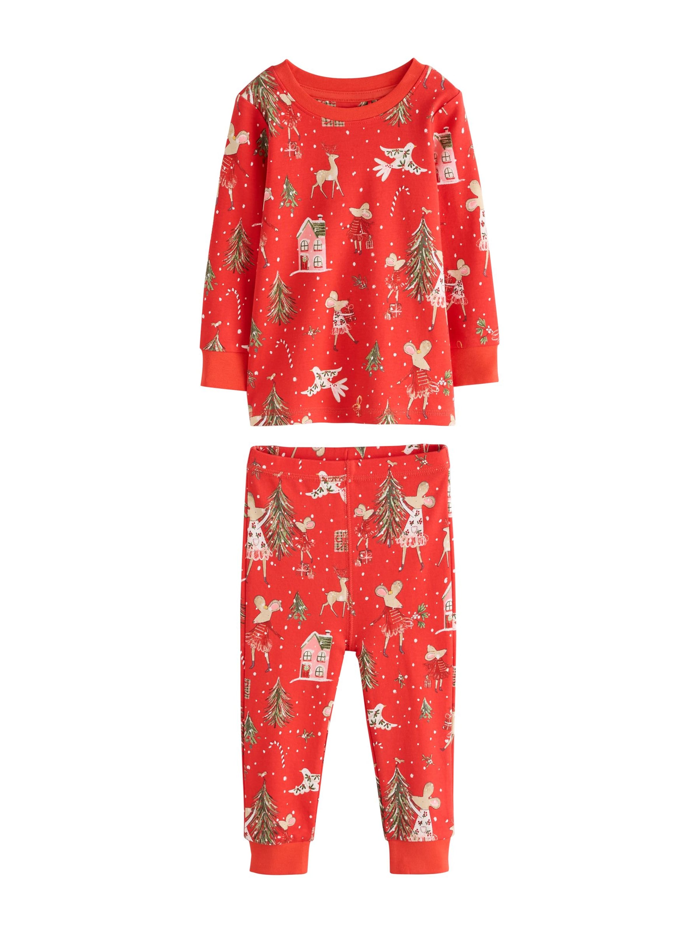 Next - Pijama en rojo: frente