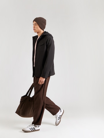 Lyle & Scott Tussenjas in Zwart