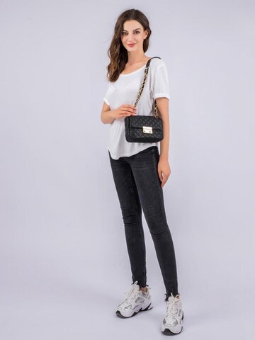 Princely London Schultertasche 'Jacky'‌‌‌‌‌ in Schwarz